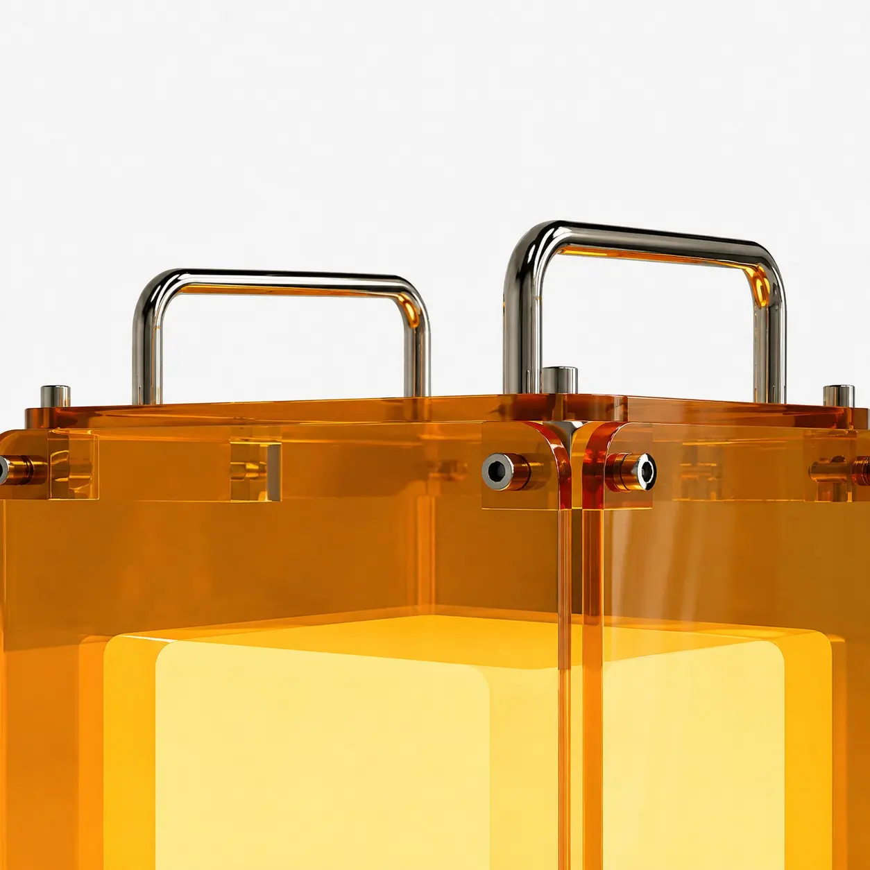Top handle and amber acrylic detail